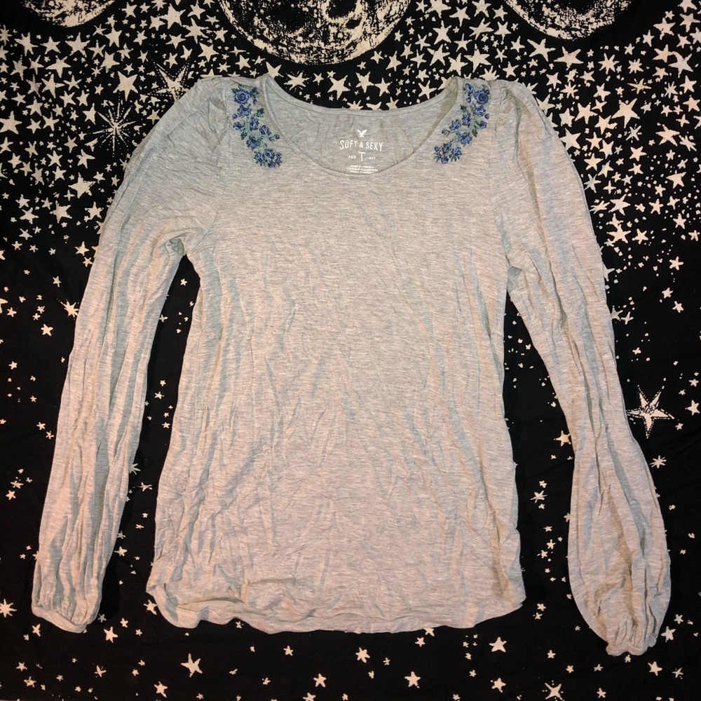 Long sleeve shirt with embroidery